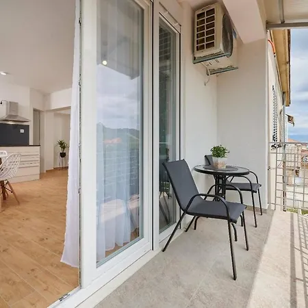 Trau Apartment
