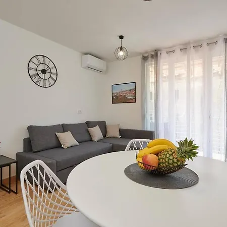 Trau Apartment