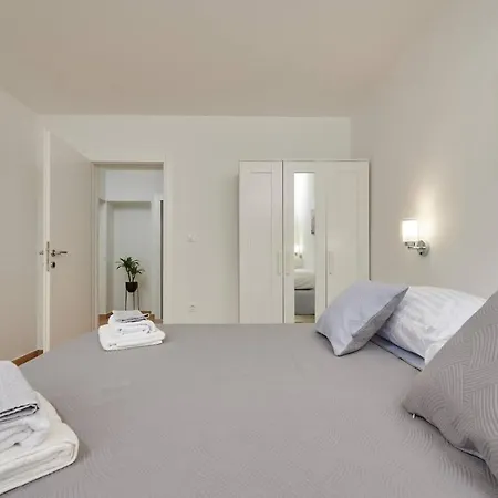 아파트 Trau 트로기르